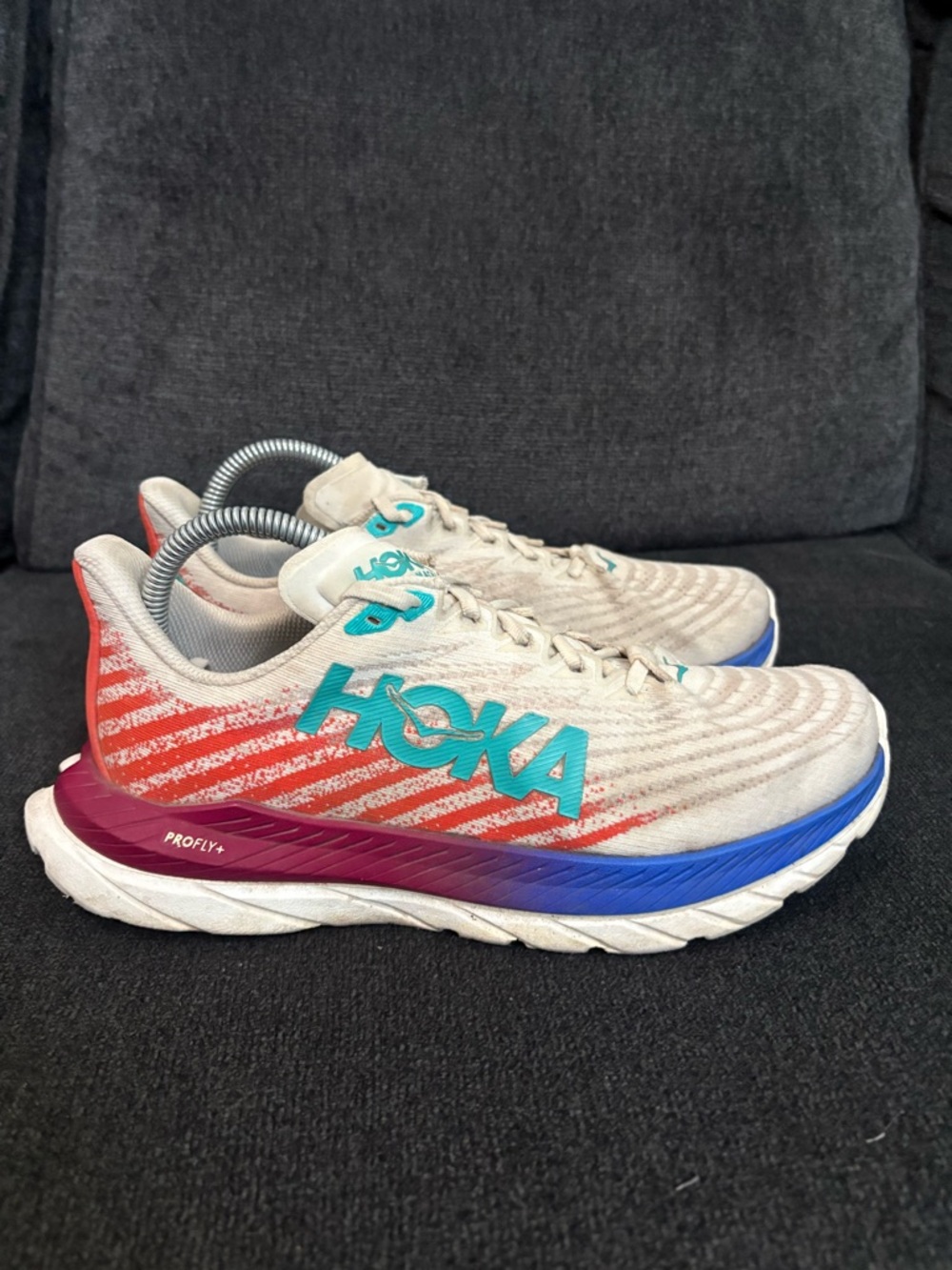Hoka One One Mach 5 White Flame Women's Size 9 B Running Shoes 1127894